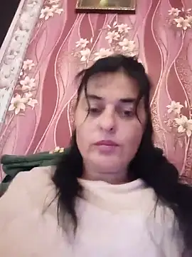 Snapshot of MilashkaXX chatting on 05.29.26 MilashkaXX online show from 05.29.26