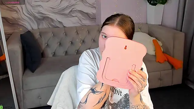 Kylie-Voss online show from 06.09.26