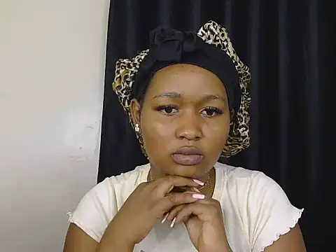 Snapshot of brownsugar_booty chatting on 07.24.26 brownsugar booty online show from 07.24.26