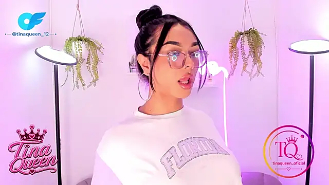  Tinaqueen online show from 06.25.26