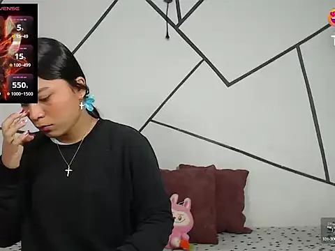 charlotte vickie online show from 06.23.26