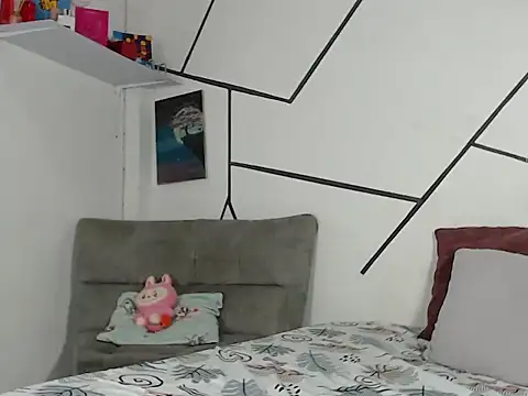 charlotte vickie online show from 07.01.26