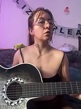 arilynn  online show from 07.28.26