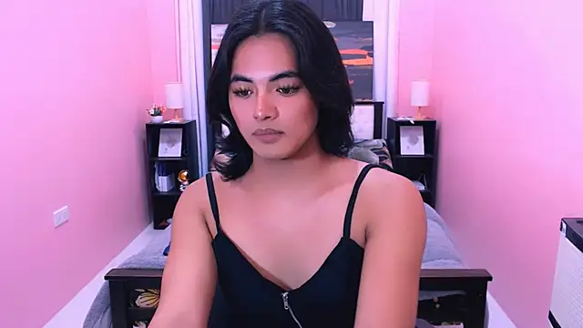 Snapshot of MiamoreAmara69 chatting on 06.15.26 MiamoreAmara69 online show from 06.15.26