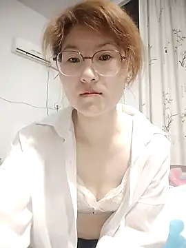 Snapshot of gaoyan880526 chatting on 06.02.26 gaoyan880526 online show from 06.02.26