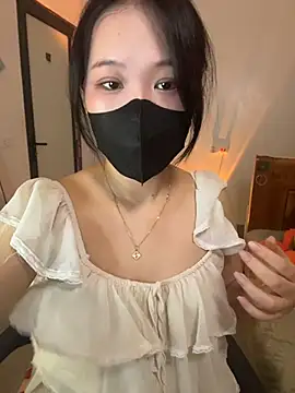 Linnacute22 online show from 07.25.26
