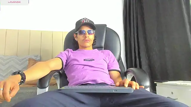 tommyhot7 online show from 07.25.26