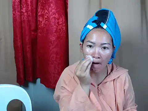 urpretty hotmama online show from 07.16.26