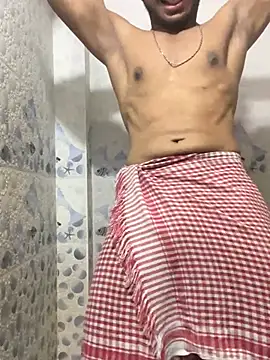 Snapshot of Hottie_Guy_hyd3 chatting on 07.28.26 Hottie Guy hyd3 online show from 07.28.26