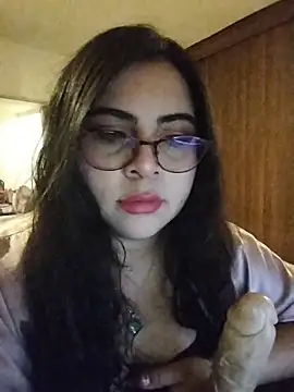 Snapshot of Roxxy_Sade chatting on 07.22.26 Roxxy Sade online show from 07.22.26