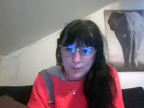 Snapshot of sexujuly88 chatting on 01.13.25 sexujuly88 online show from 01.13.25