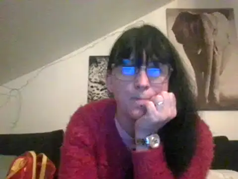 Snapshot of sexujuly88 chatting on 02.10.25 sexujuly88 online show from 02.10.25