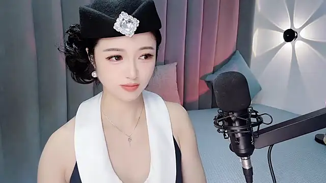 Momo-Wow online show from 07.07.26