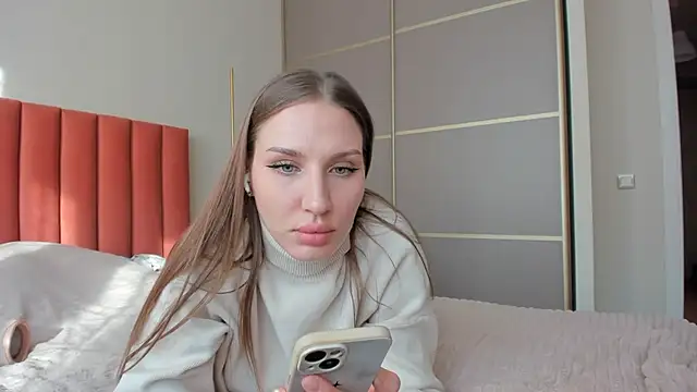 Snapshot of SofiClimbing chatting on 02.20.25 SofiClimbing online show from 02.20.25