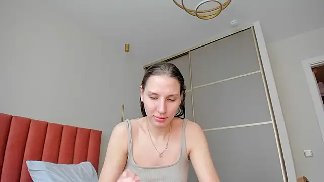 Snapshot of SofiClimbing chatting on 03.05.25 SofiClimbing online show from 03.05.25