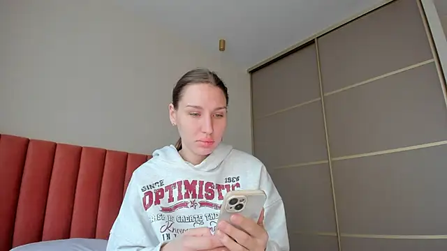 Snapshot of SofiClimbing chatting on 03.22.25 SofiClimbing online show from 03.22.25