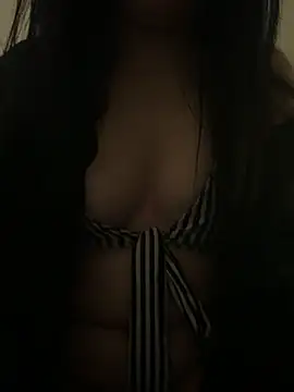 Snapshot of badbunnybabe123 chatting on 06.08.26 badbunnybabe123 online show from 06.08.26