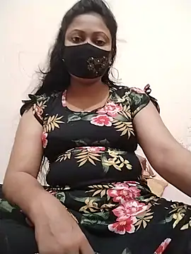 Snapshot of Uma_2 chatting on 06.16.26 Uma 2 online show from 06.16.26