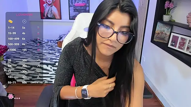Hailey Adams online show from 07.28.26