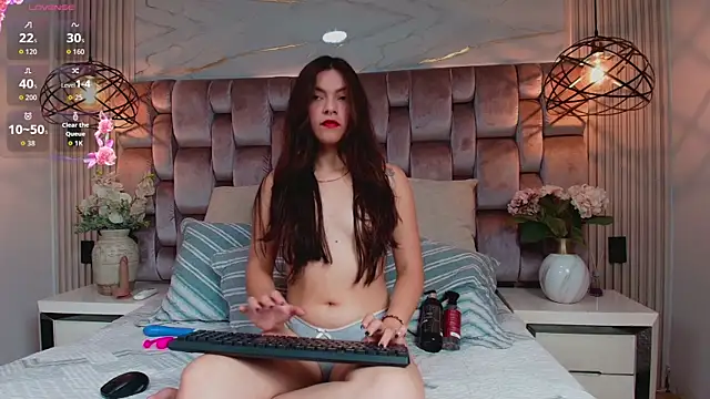 GabyEvanss online show from 07.28.26