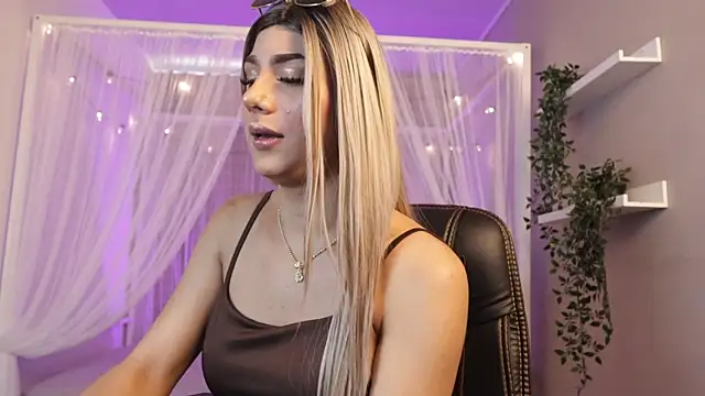Martinaa Rose online show from 07.28.26