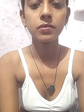 Saloni-Tyagi online show from 06.22.26