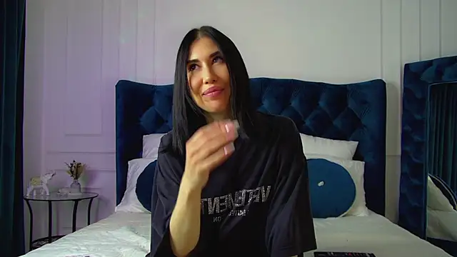 KaylaMous online show from 07.12.26