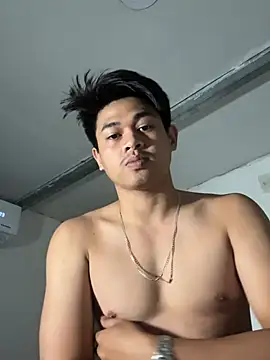 ChocoYummyHotdog online show from 06.10.26
