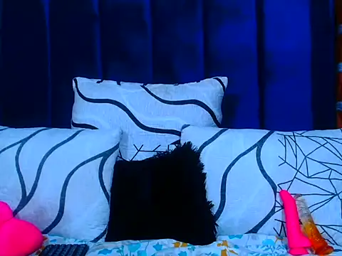 sexybitchh22 online show from 07.23.26