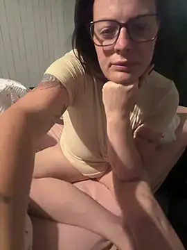 inkgirl222 online show from 06.21.26