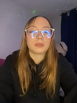 Caamii  online show from 06.15.26