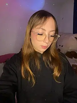 Caamii  online show from 07.03.26