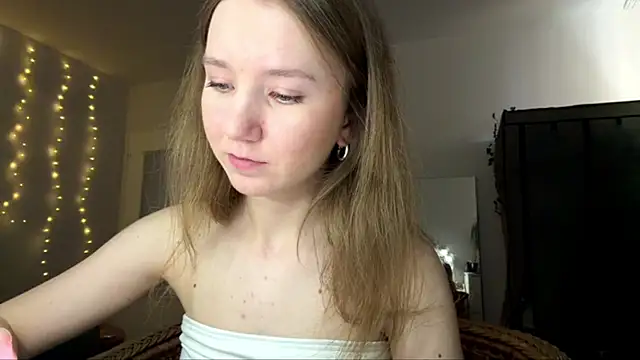 smalllisa online show from 06.18.26