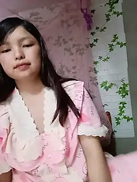 Snapshot of Linna-bae chatting on 07.04.26 Linna-bae online show from 07.04.26