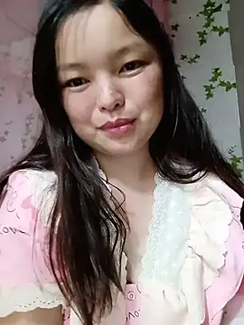 Snapshot of Linna-bae chatting on 07.05.26 Linna-bae online show from 07.05.26