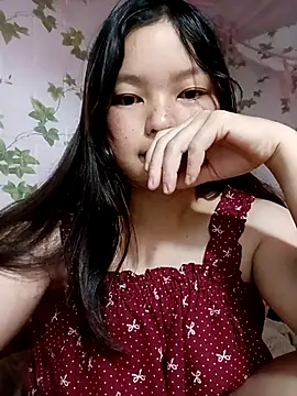 Snapshot of Linna-bae chatting on 07.08.26 Linna-bae online show from 07.08.26