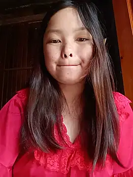 Snapshot of Linna-bae chatting on 07.20.26 Linna-bae online show from 07.20.26