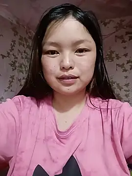 Snapshot of Linna-bae chatting on 07.20.26 Linna-bae online show from 07.20.26