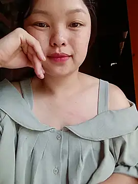 Snapshot of Linna-bae chatting on 08.07.26 Linna-bae online show from 08.07.26