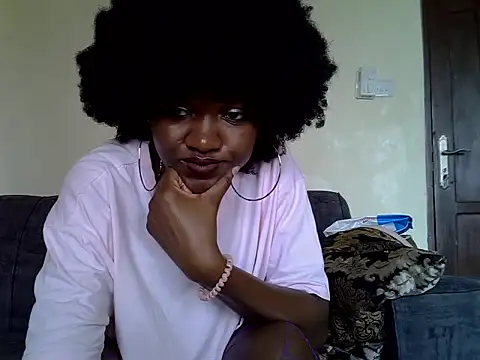 Snapshot of Urfavvduo chatting on 07.15.26 Urfavvduo online show from 07.15.26