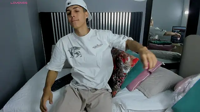 Axel Mendozaa online show from 07.03.26