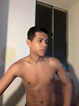 Snapshot of Andresfoxxxx chatting on 06.04.26 Andresfoxxxx online show from 06.04.26