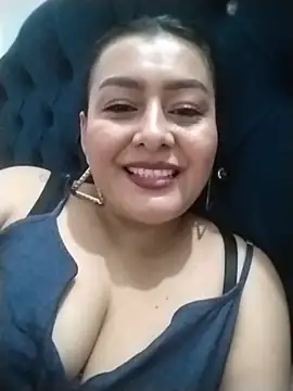 Snapshot of sussan_sexymilf chatting on 07.17.26 sussan sexymilf online show from 07.17.26