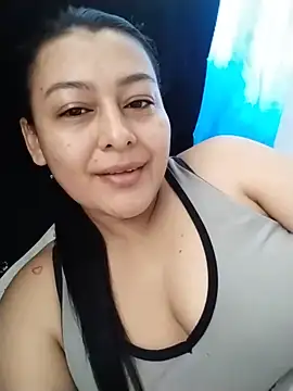 Snapshot of sussan_sexymilf chatting on 07.23.26 sussan sexymilf online show from 07.23.26