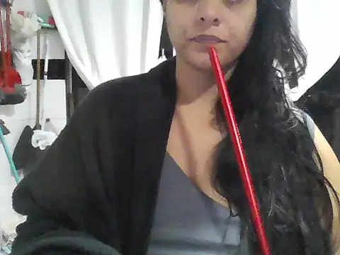 Isabel2q5n online show from 06.06.26