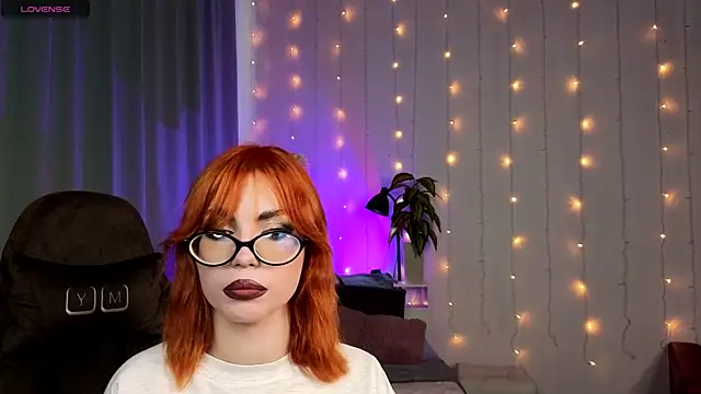 Velvet  Kiss online show from 07.21.26