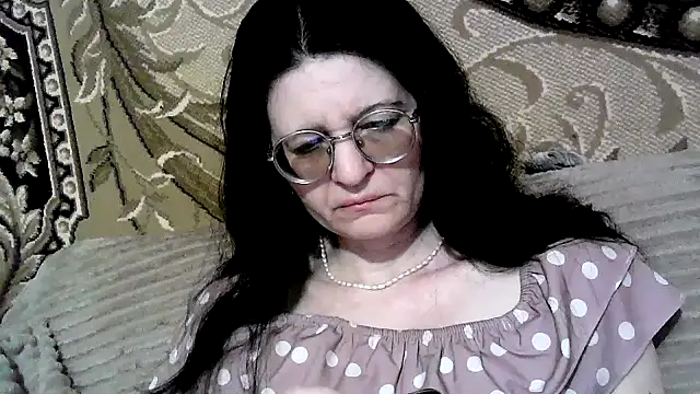 Snapshot of Dear_Annet chatting on 06.07.26 Dear Annet online show from 06.07.26