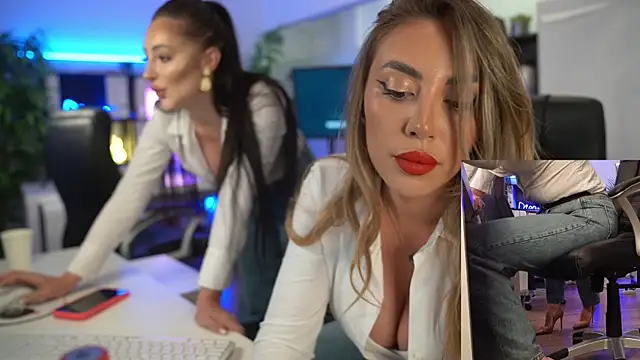 BabesGoWild online show from 05.17.26