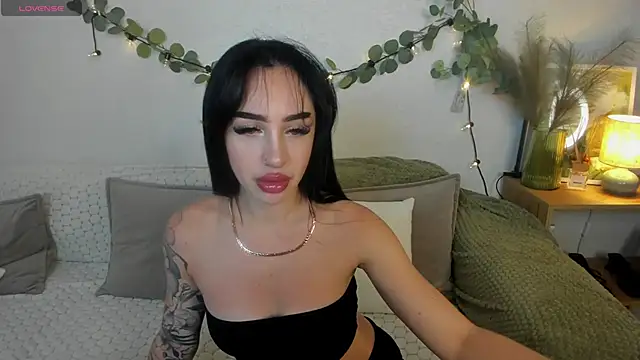 MayaGlamour online show from 07.01.26