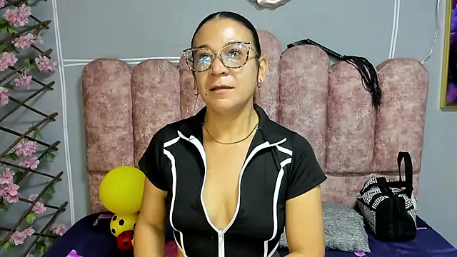 SexyNurseMia online show from 07.27.26